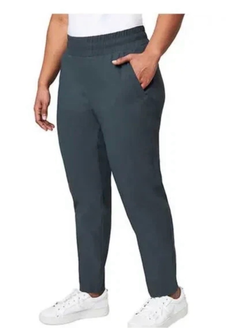 Modern Ambition Ladies' Woven Stretch Pan